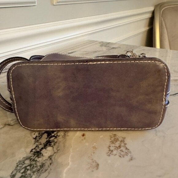 Lavender Purple Pratesi Leather Crossbody EUC. No Flaws. - Picture 4 of 6